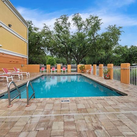 Comfort Inn Fort Myers Northeast Εξωτερικό φωτογραφία