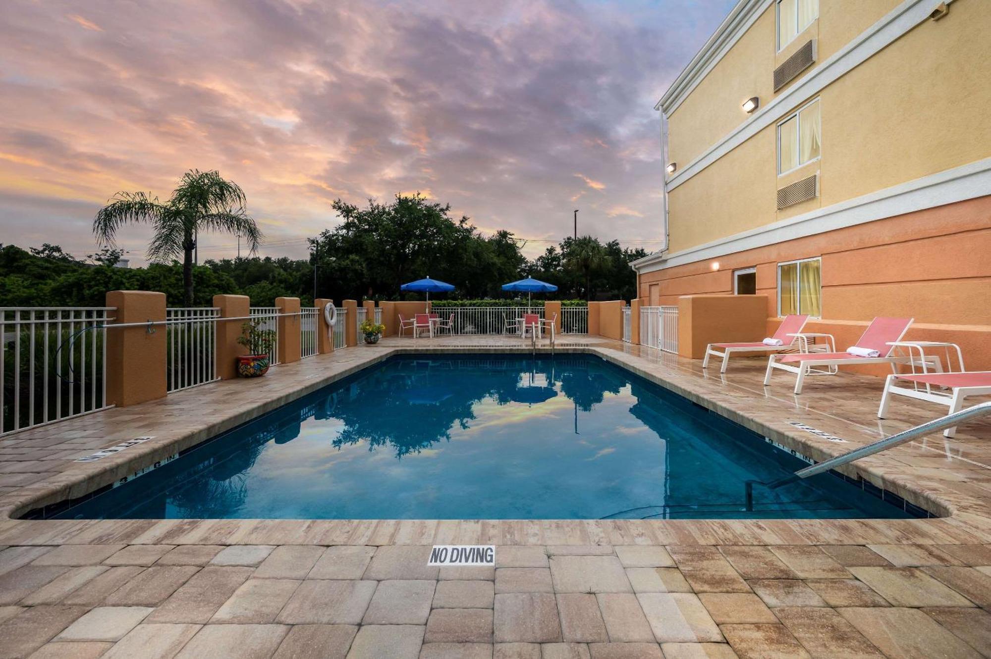 Comfort Inn Fort Myers Northeast Εξωτερικό φωτογραφία