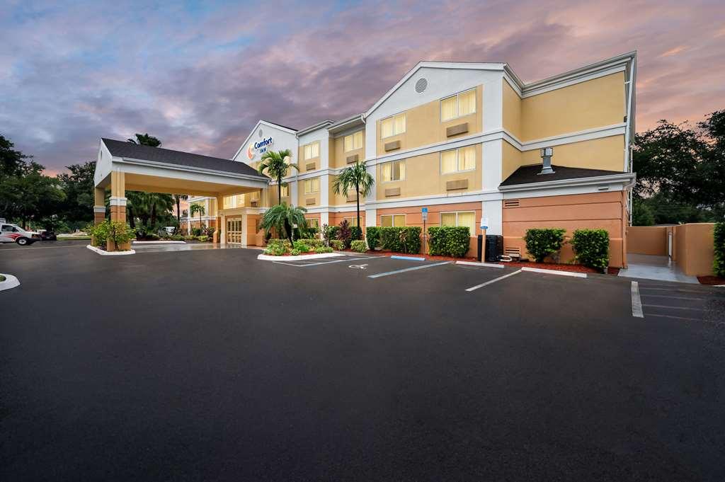 Comfort Inn Fort Myers Northeast Εξωτερικό φωτογραφία